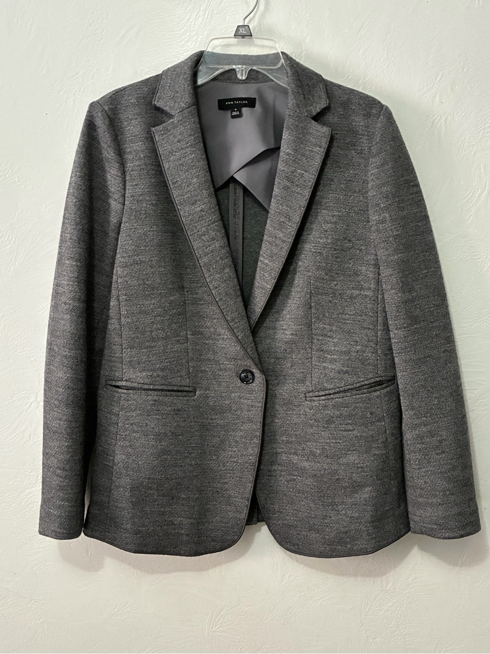 NWOT Ann Taylor Gray Single-Button Wool Blend Piping Women's Blazer Jacket 10